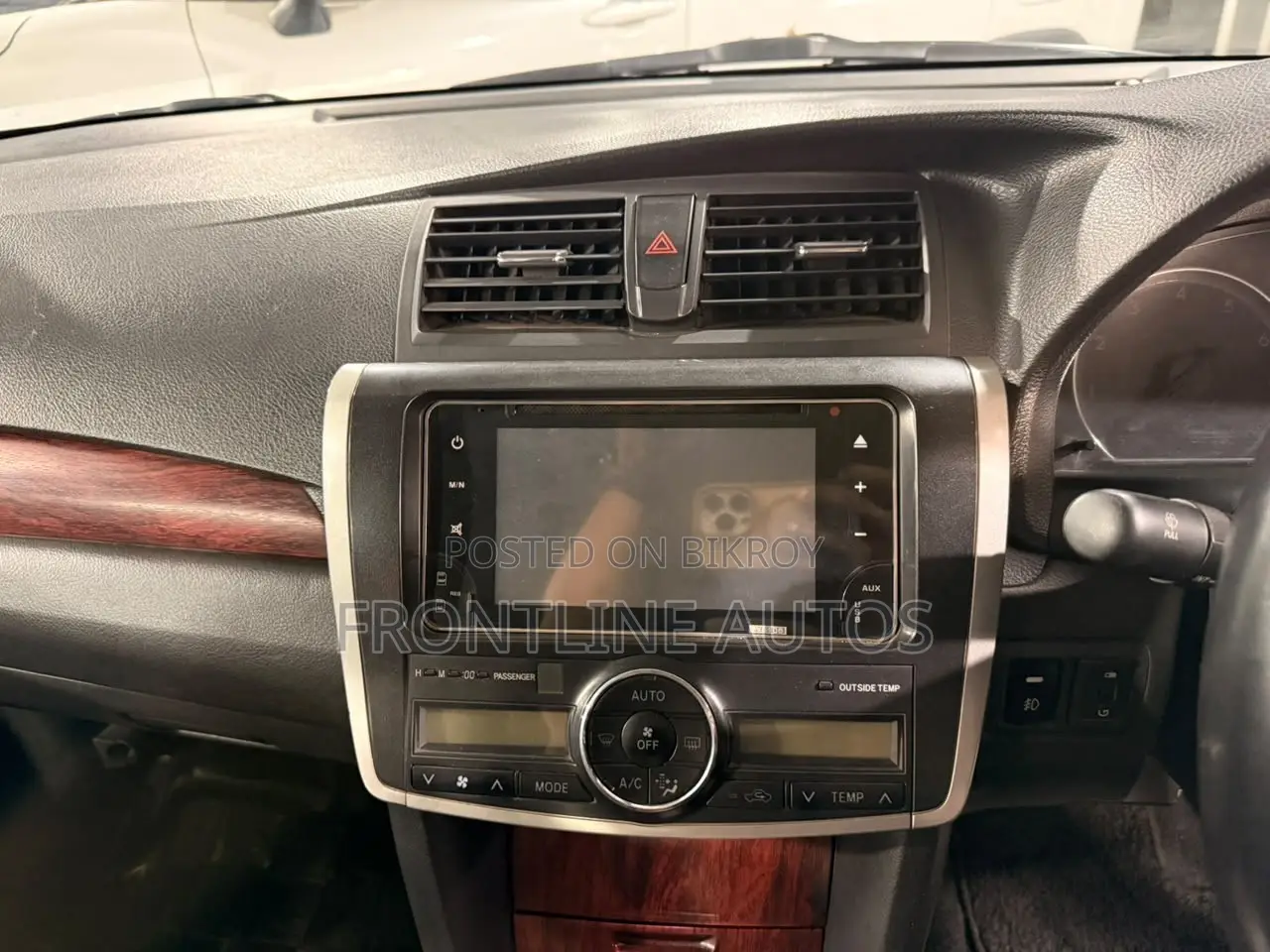 টয়োটা অ্যালিওন ২০১১ রুপালি