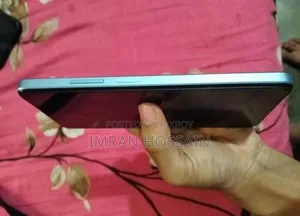 Oppo A18 128 GB Blue