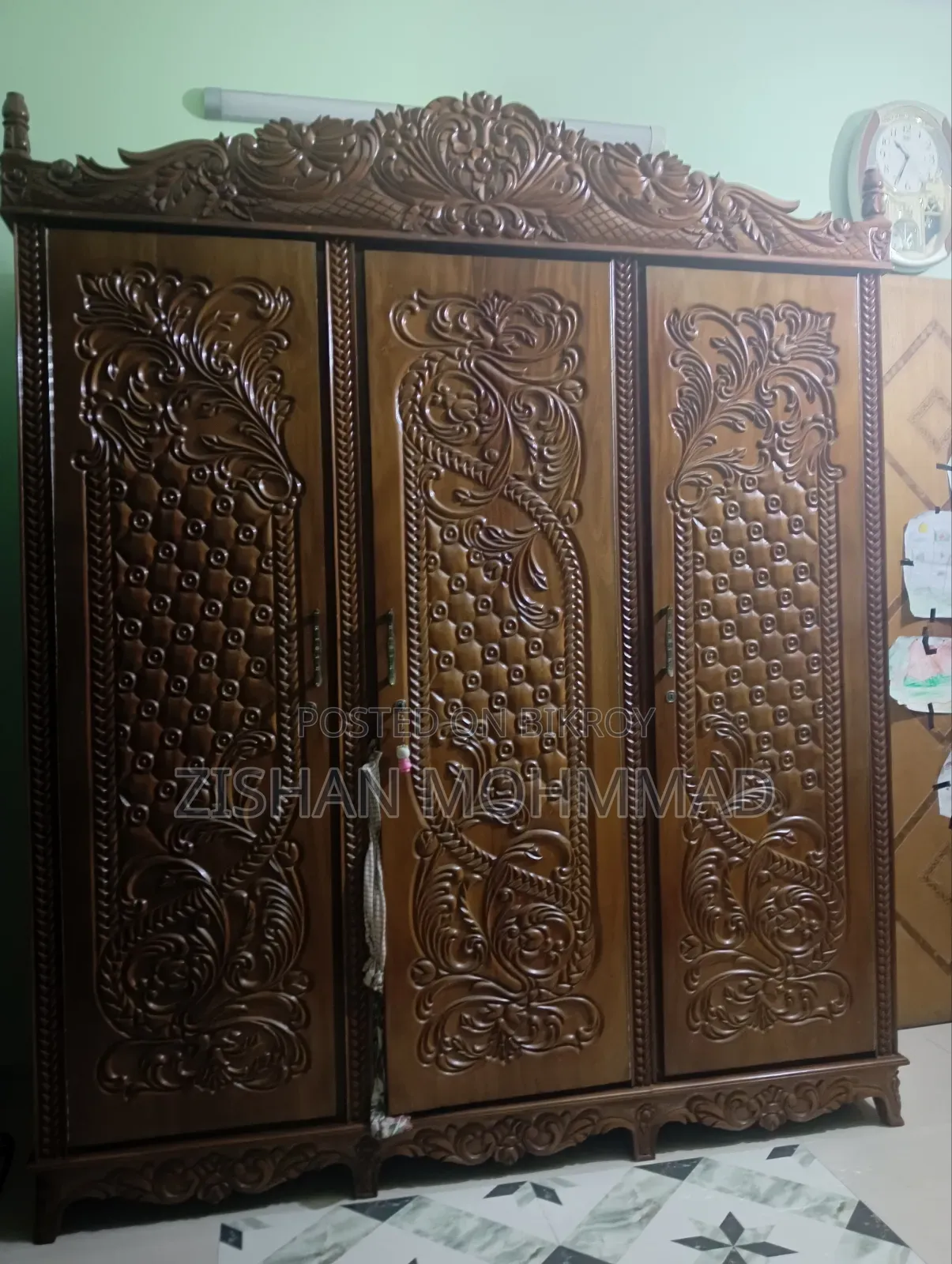 শেগুন কাঠের আলমারি ৩ বছর ব্যবহার করা