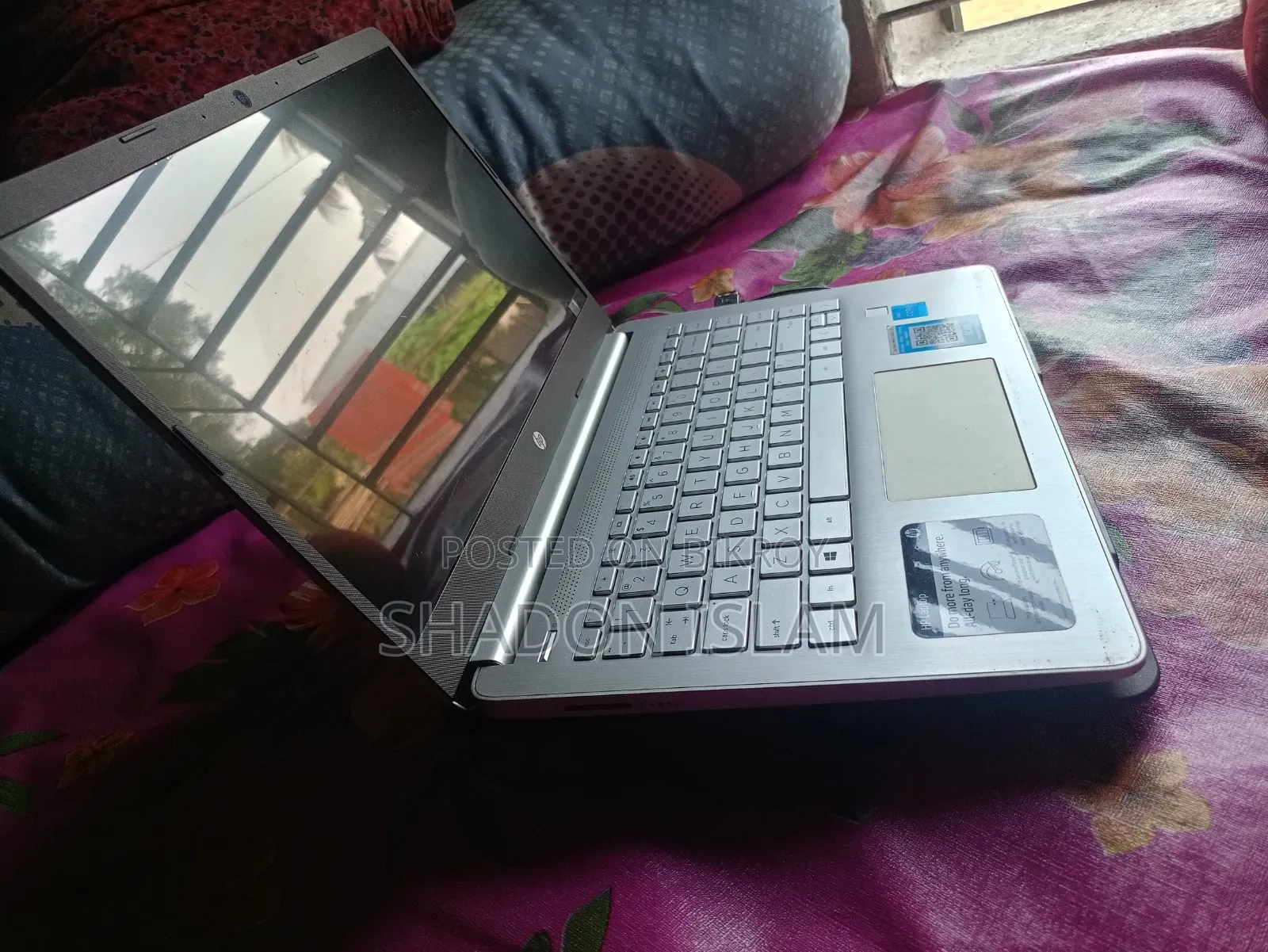 Laptop HP 255 8GB Intel Core i3 SSD 256GB