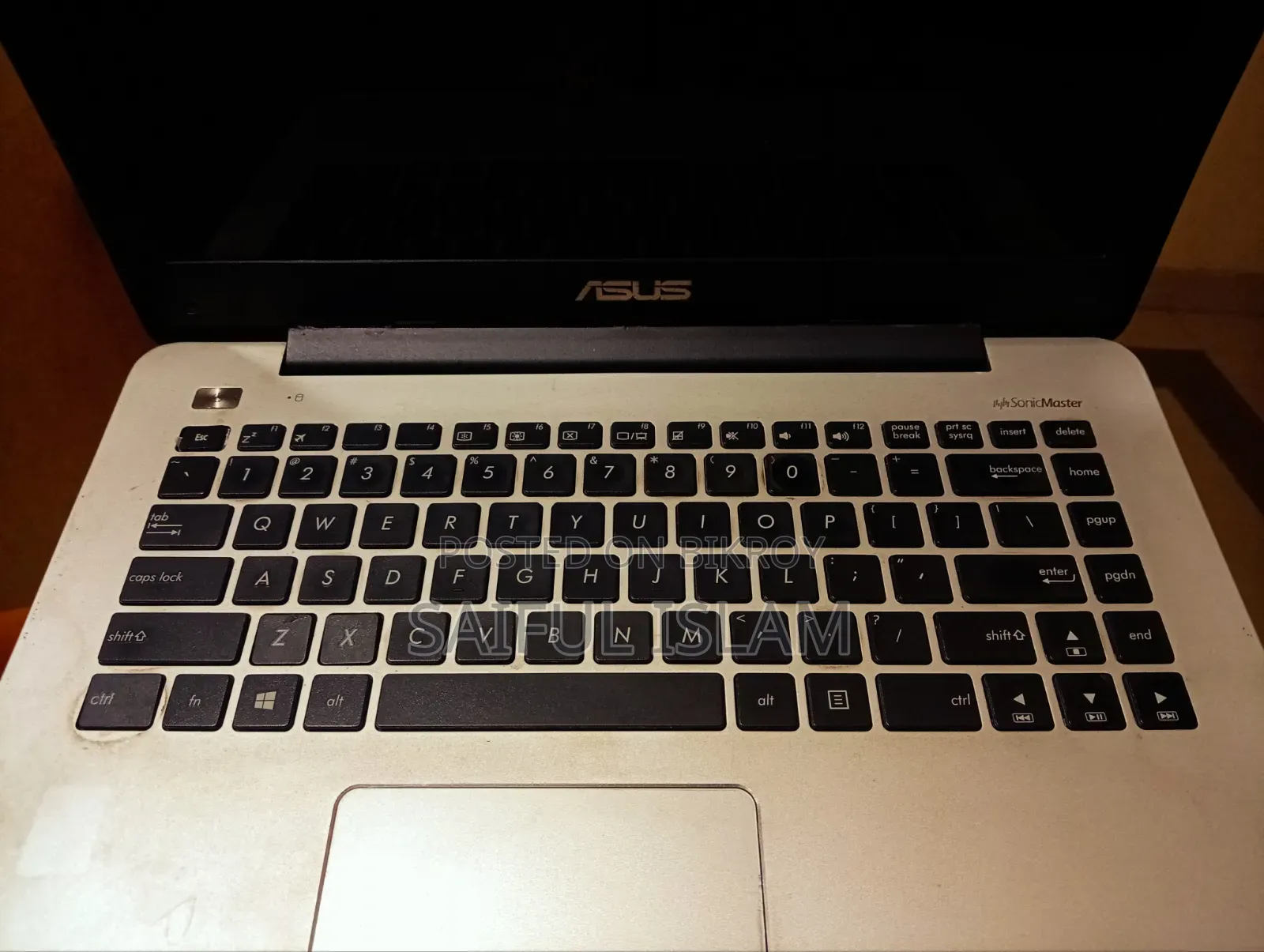 Laptop Asus A42DE 4GB RAM Intel Core i3 500GB HDD