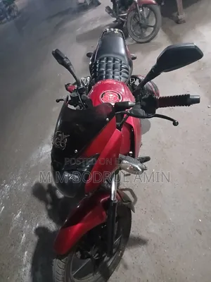 Bajaj Pulsar 150 2013 Red
