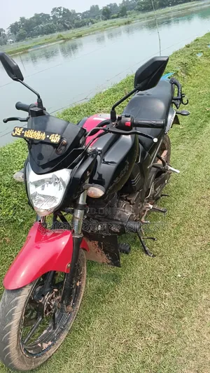 ইয়ামাহা এফজেড-এক্স ২০১৩ কালো