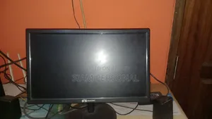 একদম ভালো একটা মনিটর বিক্রি করা হবে