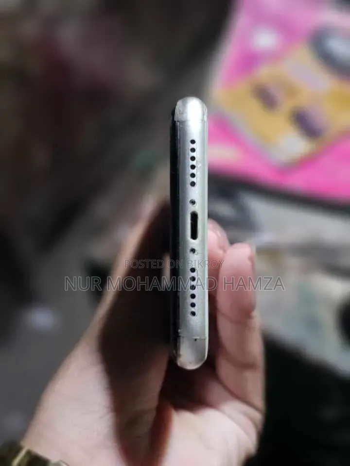 Apple iPhone XR 128 GB White
