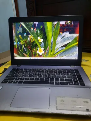 Laptop Asus Vivobook 14 4GB Intel Core i3 SSD 128GB