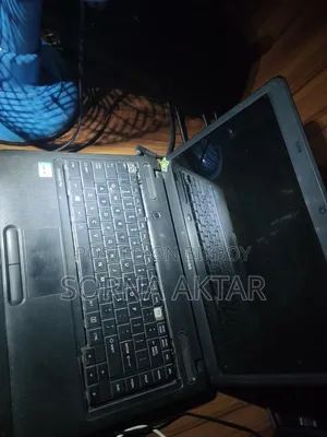 Laptop Toshiba Satellite A500 4GB Intel Core i3 SSD 128GB