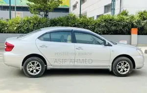 টয়োটা প্রমিও ২০০৬ সিলভার