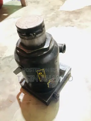 ব্যবহৃত ৫০ টন হাইড্রোলিক বোতল জ্যাক বিক্রয়ের জন্য