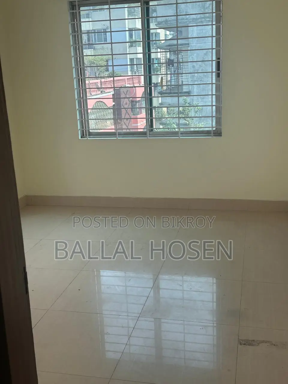 মোহাম্মদপুরের মোহাম্মদিয়া হাউজিংয়ে ৩টি শোবার ঘরের অ্যাপার্টমেন্ট ভাড়ার জন্য