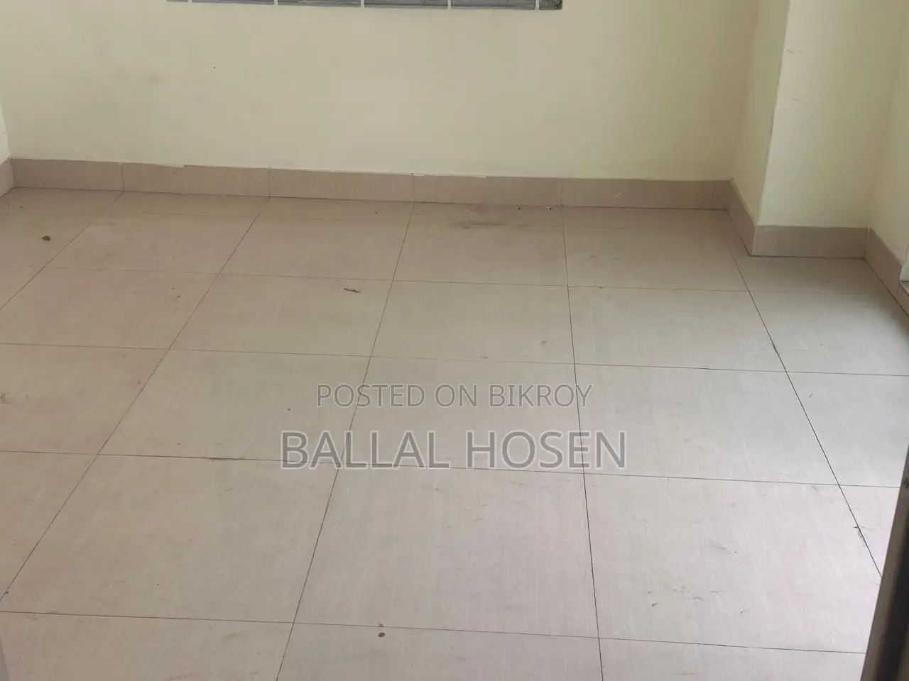 মোহাম্মদপুরের মোহাম্মদিয়া হাউজিংয়ে ৩টি শোবার ঘরের অ্যাপার্টমেন্ট ভাড়ার জন্য