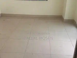 মোহাম্মদপুরের মোহাম্মদিয়া হাউজিংয়ে ৩টি শোবার ঘরের অ্যাপার্টমেন্ট ভাড়ার জন্য