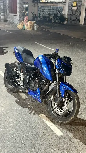 TVS Apache 160 4V 2019 Blue