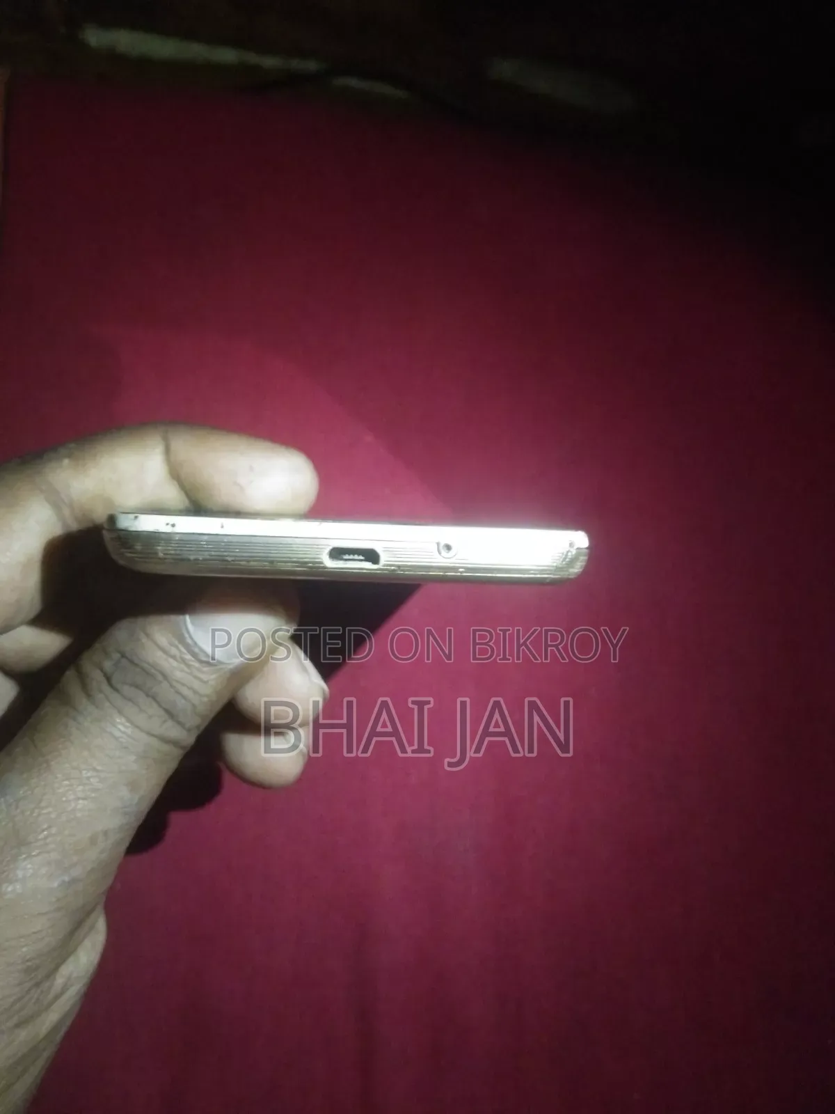 Samsung Galaxy J2 8 GB Rose Gold