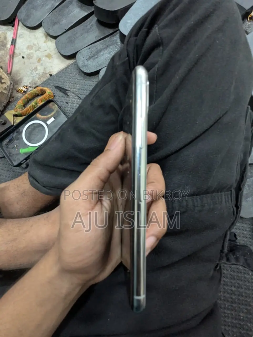 Apple iPhone X 64 GB White