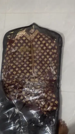 Men's Sherwani Set (Used only 1 time)