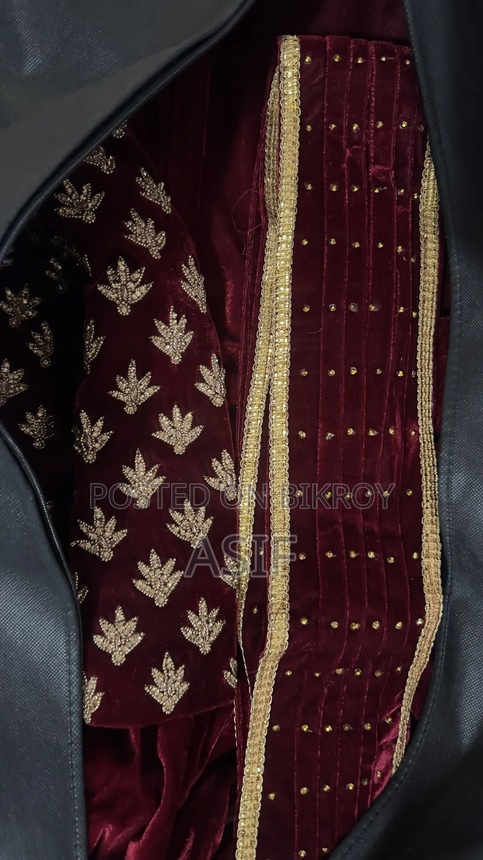 Men's Sherwani Set (Used only 1 time)
