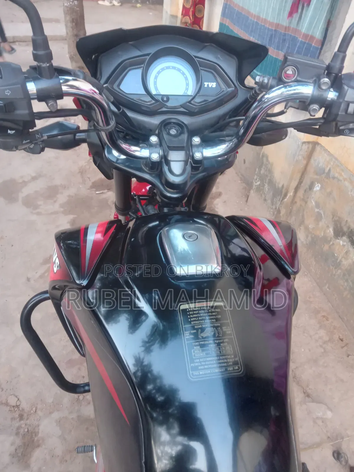 TVS King 2022 Black