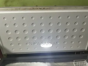 সিঙ্গার ডিপ ফ্রিজ ৩০০ লিটার সম্পূর্ণ চালু অবস্থায় বিক্রি করা হবে