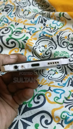 Vivo Y17 128 GB Rose Gold