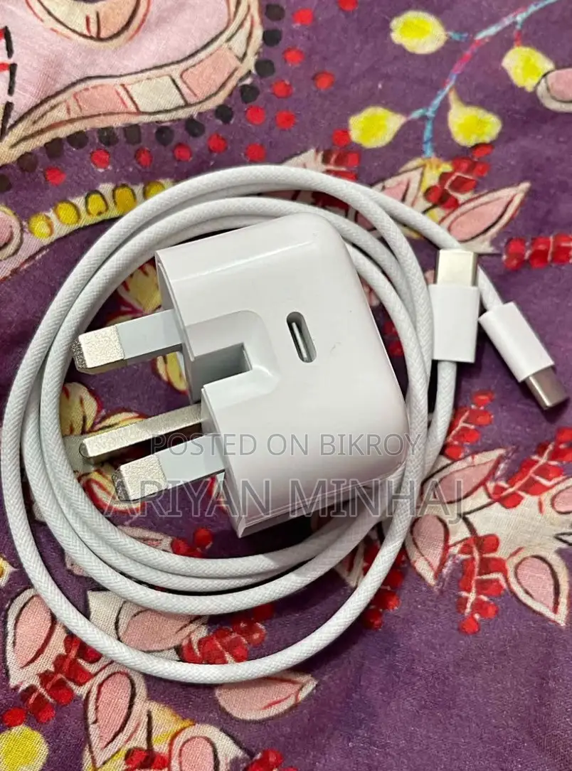 iPhone 15 Pro Max Box Original Cable & Charger