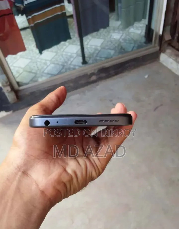 ইনফিনিক্স স্মার্ট ১০ ৬৪ জিবি ব্ল্যাক