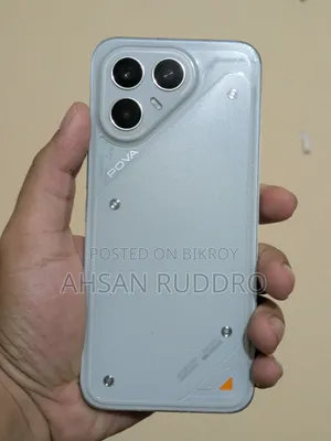 টেকনো পোভা ৭ প্রো ৫জি ২৫৬ জিবি হোয়াইট
