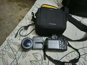 Canon 1200D