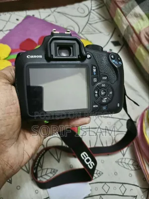 ক্যানন ১২০০ডি