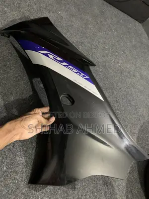 Yamaha R15M Left Side Panel – Used | Only Left Side
