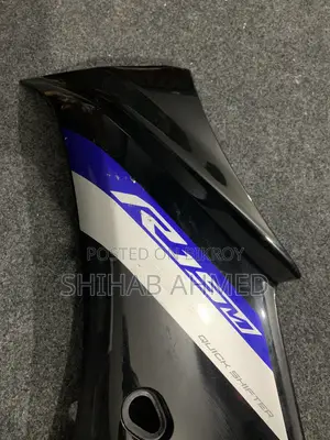 Yamaha R15M Left Side Panel – Used | Only Left Side
