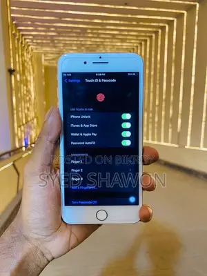 Apple iPhone 8 Plus 64 GB White