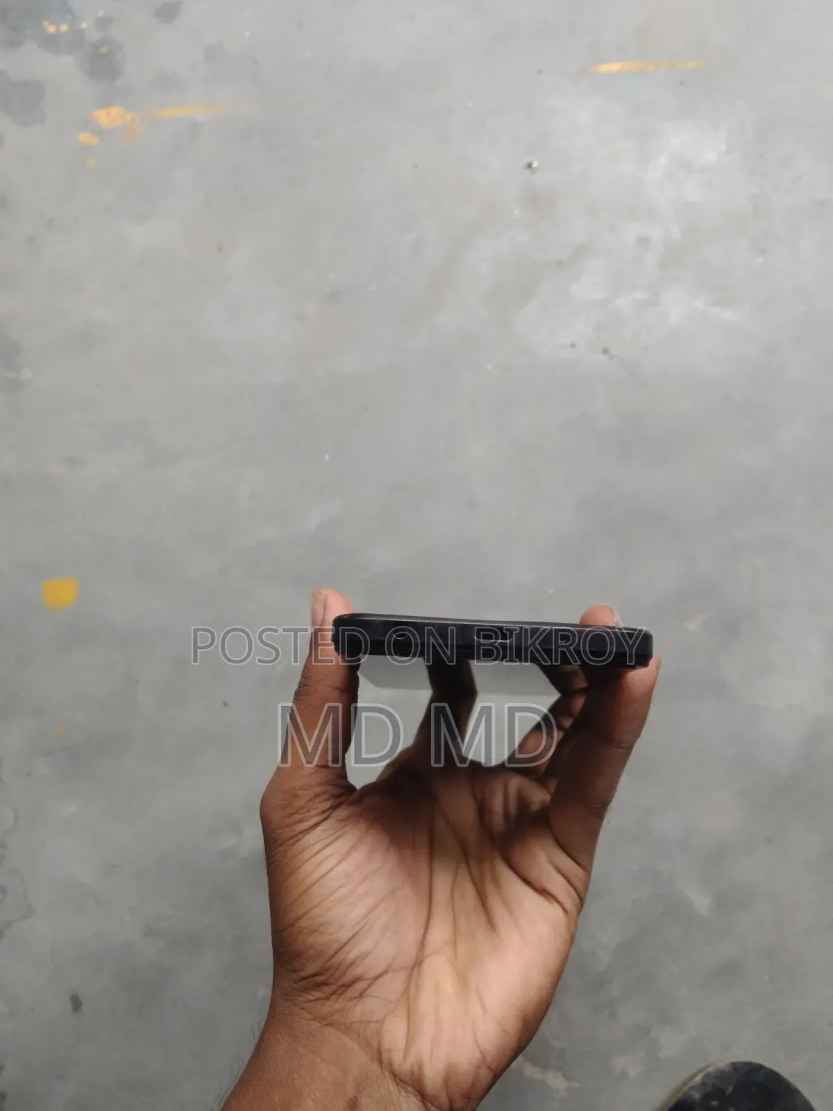 ভিভো ওয়াই১৮ ১২৮ জিবি রেড
