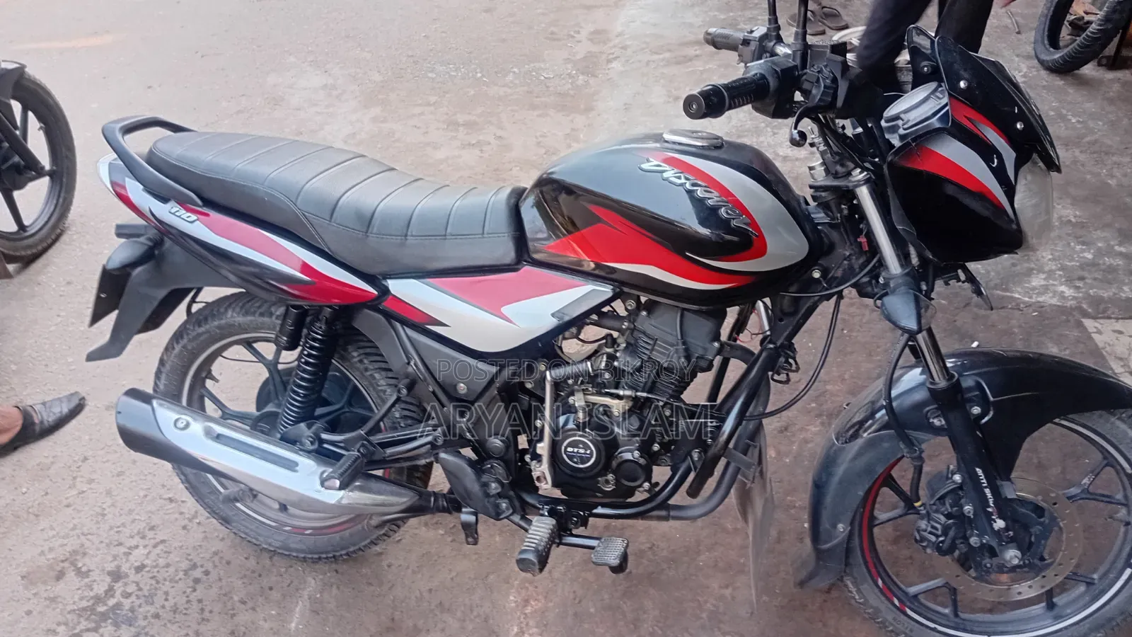 Bajaj Discover 110 2022 Black