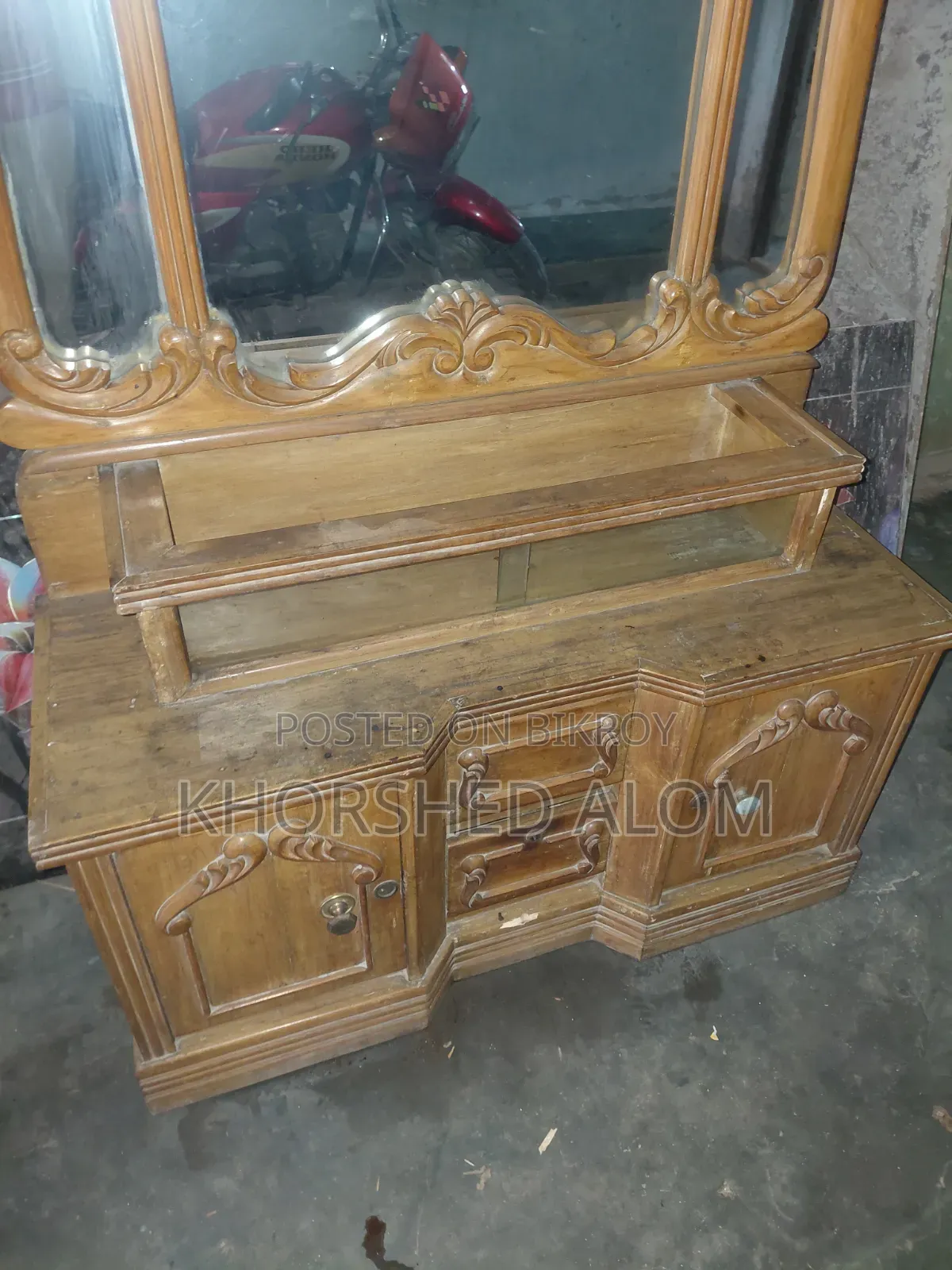 Dressing Table