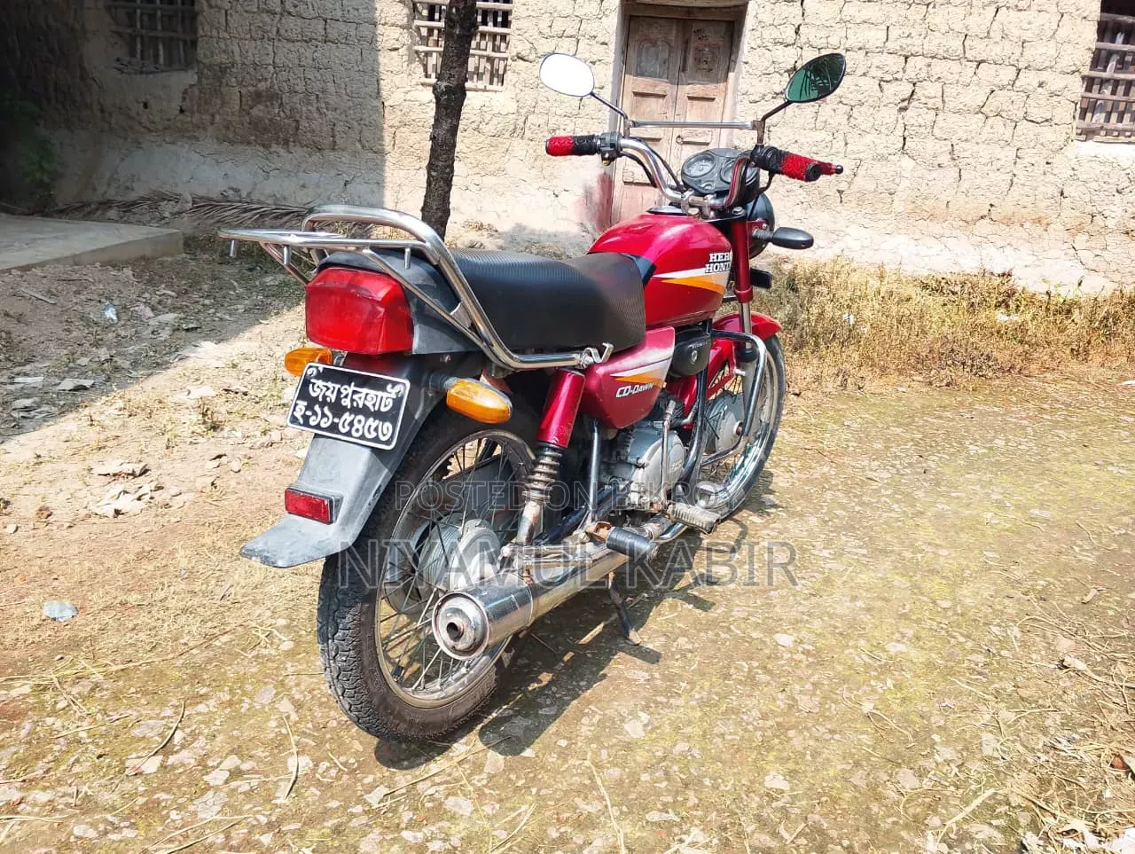 Honda 2006 Red