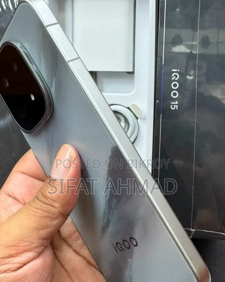 iQOO 15 256 GB Gray