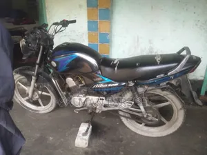 ইয়ামাহা ওয়াইবিআর ২০১০ ব্লু