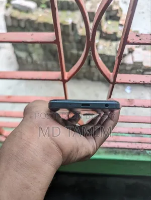 Vivo Y03t 64 GB Blue