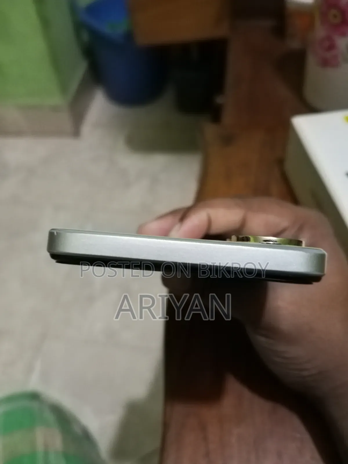 রিয়েলমি ২৫৬ জিবি গোল্ড