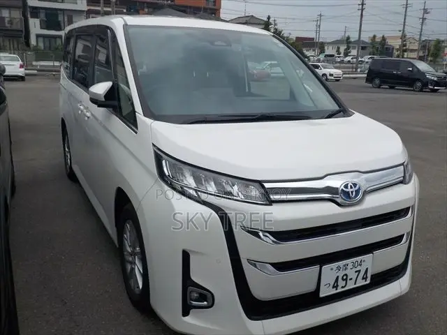 Toyota Noah 2022 Pearl