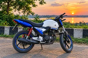 Suzuki Access 125 2026 White