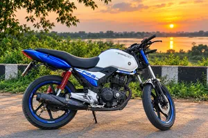 Suzuki Access 125 2026 White