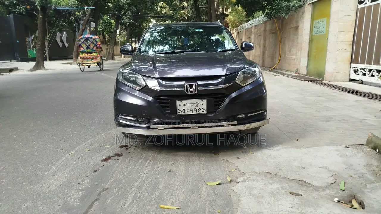 হোন্ডা ভেজেল ১.৫ হাইব্রিড ফোর হুইল ড্রাইভ ২০১৪ গ্রে