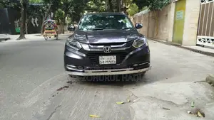 হোন্ডা ভেজেল ১.৫ হাইব্রিড ফোর হুইল ড্রাইভ ২০১৪ গ্রে