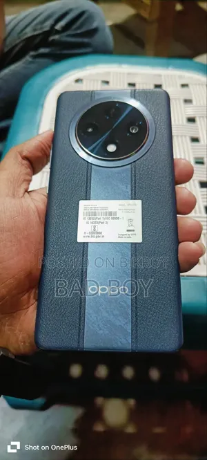 Oppo F27 Pro+ 128 GB Black