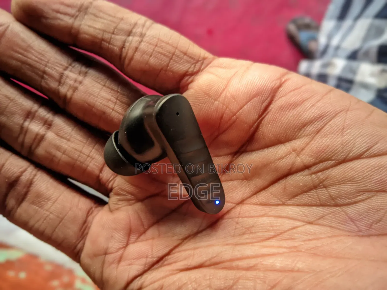 টিডব্লিউএস এয়ার বাডস প্রো