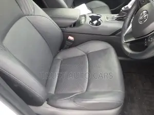 Toyota Harrier 2.5 Hybrid 2021 Pearl