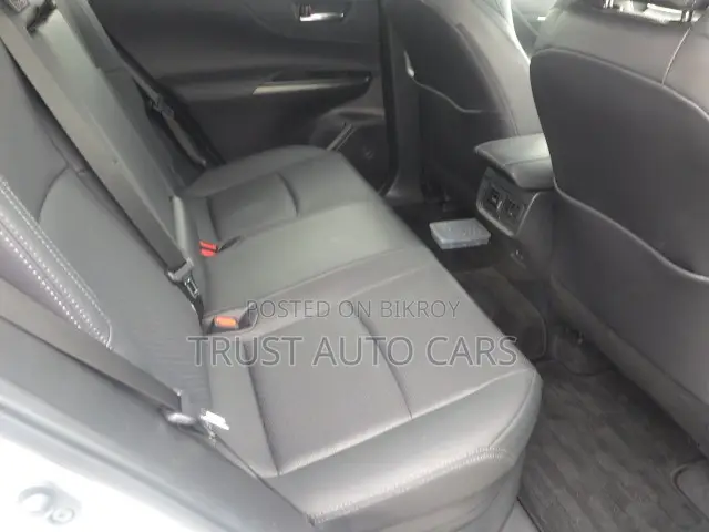 Toyota Harrier 2.5 Hybrid 2021 Pearl