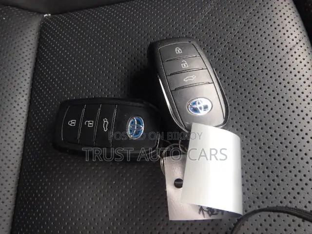 Toyota Harrier 2.5 Hybrid 2021 Pearl